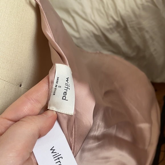 Aritzia ruched slip dress - Picture 4 of 8